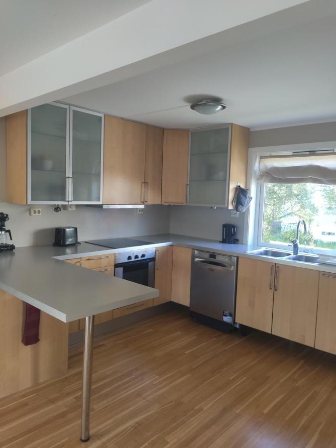 Feelhome Apartment 4- Bedroms Njords Veg Tromso Bagian luar foto